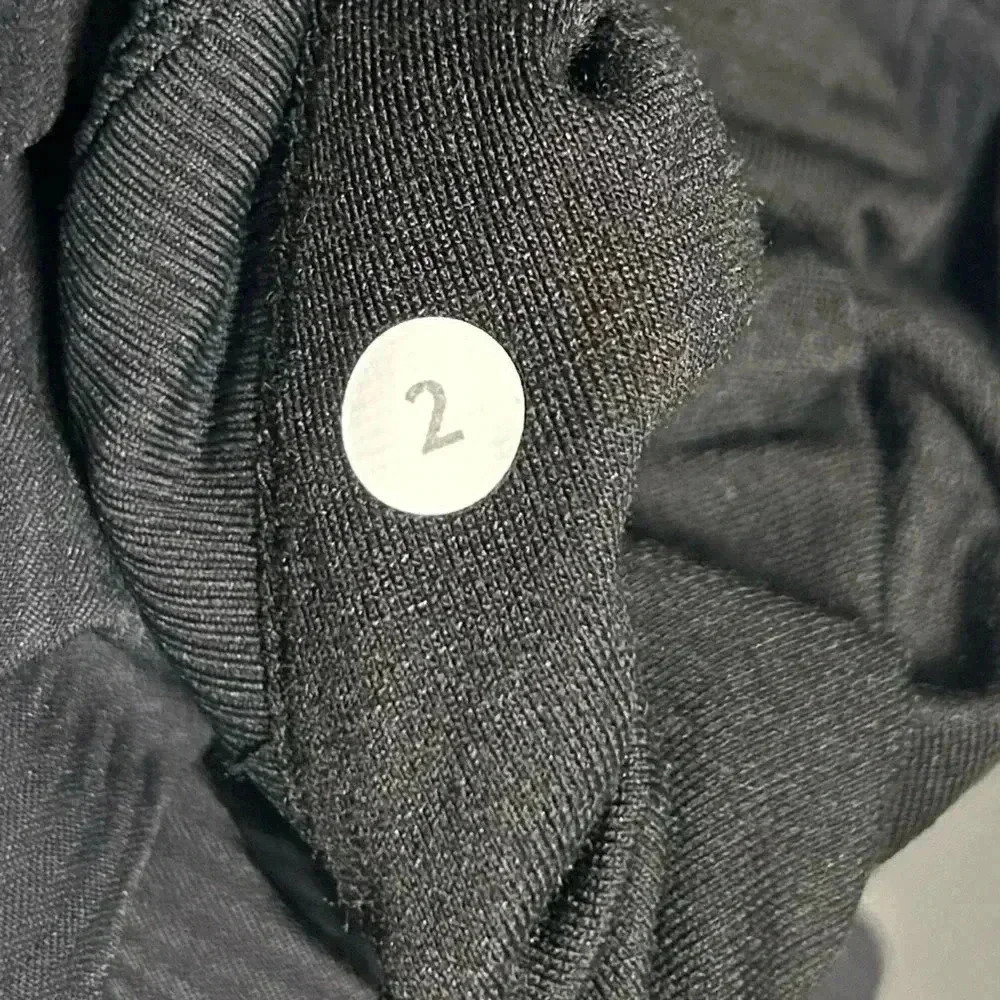 Lululemon Studio Crop - Picture 9 of 9
